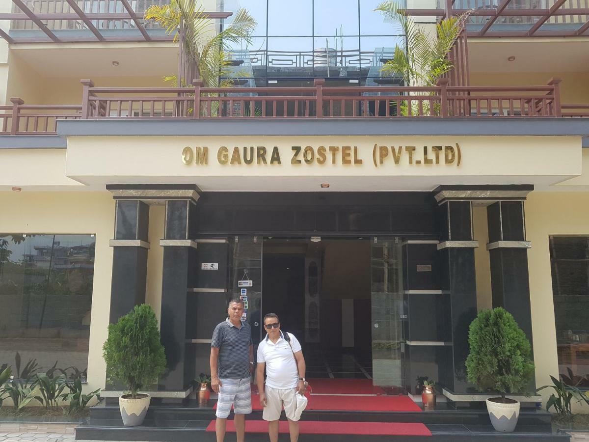 Om Gaura Hotel Pokhara Bagian luar foto
