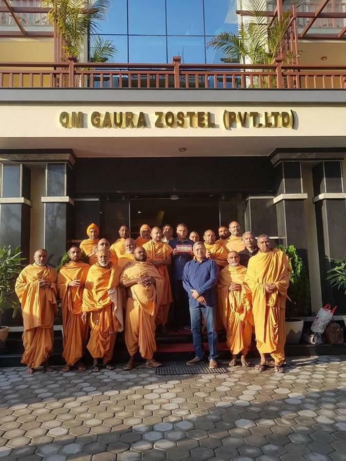 Om Gaura Hotel Pokhara Bagian luar foto